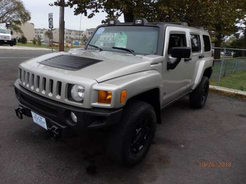 2007 HUMMER H3 "TACTICAL EDT"...*CLEAN CARFAX WITH 35 SERVICE... for sale in Sewell, NJ