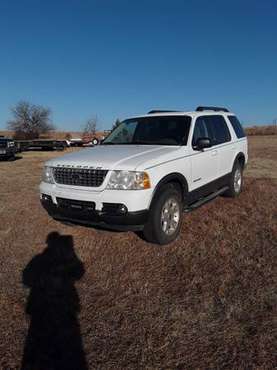 2005 Ford Explorer - cars & trucks - by owner - vehicle automotive... for sale in Salina, KS