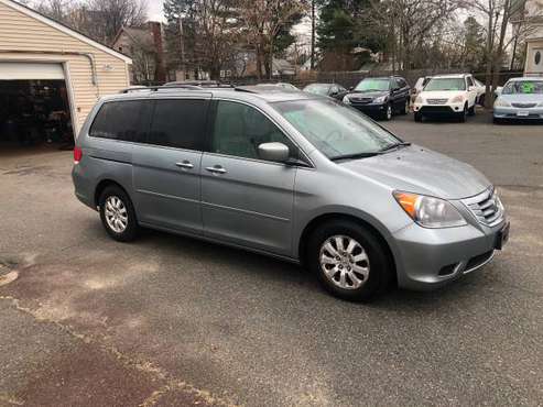 2008 Honda Odyssey exl - cars & trucks - by dealer - vehicle... for sale in Saugus, MA