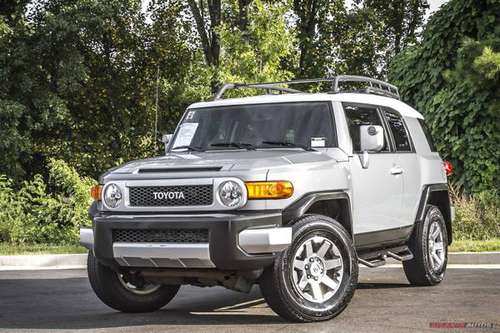 2014 FJ CRUISER - - by dealer - vehicle automotive sale for sale in Midland, TX