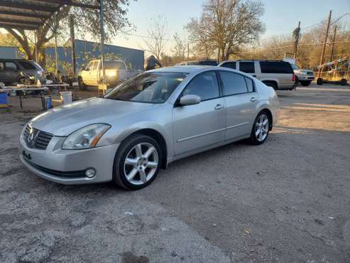 NISSAN MÁXIMA 2004 - cars & trucks - by owner - vehicle automotive... for sale in San Antonio, TX
