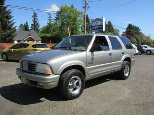 2001 OLDSMOBILE BRAVADA ALL WHEEL DRIVE LOADED - - by for sale in Vancouver, OR