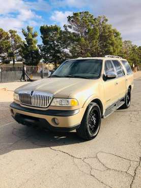 1998 Lincoln Navigator 4x4 - cars & trucks - by owner - vehicle... for sale in El Paso, TX
