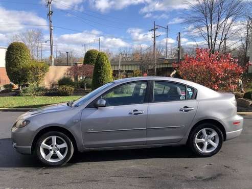 2005 MAZDA 3 ONLY 140K!!! CLEAN TITLE!!! GOOD ON GAS!!!... for sale in Philadelphia, PA