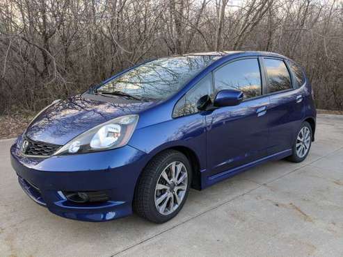 2013 Honda Fit Sport - cars & trucks - by owner - vehicle automotive... for sale in De Pere, WI