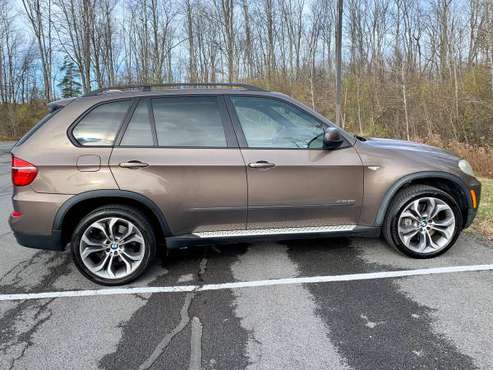 2012 BMW X5 AWD - cars & trucks - by owner - vehicle automotive sale for sale in Syracuse, NY