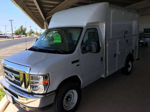2017 Ford F350 cutaway van with a 10' Supreme Spartan body for sale in Glendale, AZ