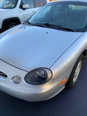 Used Ford Taurus SE 1999 Silver - cars & trucks - by owner - vehicle... for sale in Bartlett, IL