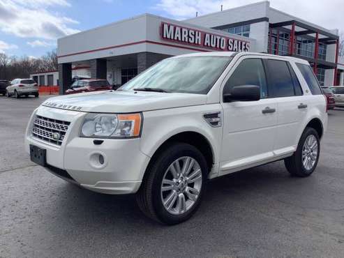 Clean Carfax! 2009 Land Rover LR2 HSE! AWD! Fully Loaded! - cars & for sale in Ortonville, OH