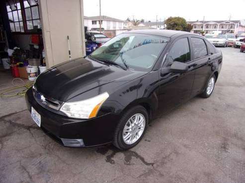 2009 FORD FOCUS - cars & trucks - by dealer - vehicle automotive sale for sale in GROVER BEACH, CA