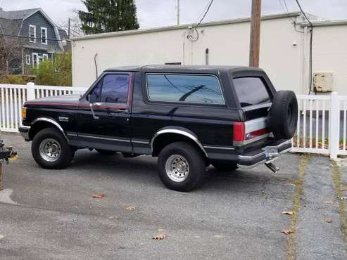 1989 Ford Bronco XLT - cars & trucks - by owner - vehicle automotive... for sale in Bethlehem, PA