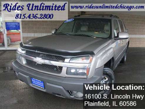 2003 Chevrolet Avalanche 1500 4dr 1500 - cars & trucks - by dealer -... for sale in Plainfield, IL