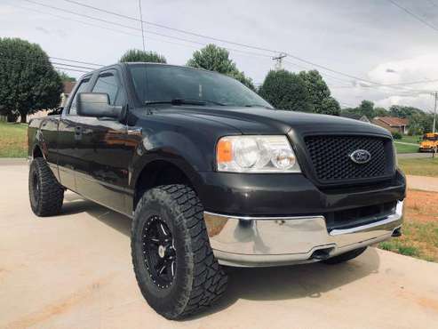 Lifted 2005 F150 - cars & trucks - by owner - vehicle automotive sale for sale in Oak Grove, TN