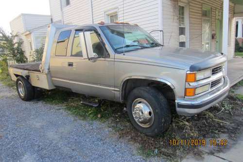2000 Chevy 3500, 2wd. 454 engine, extended cab. for sale in NEW HOLLAND, PA