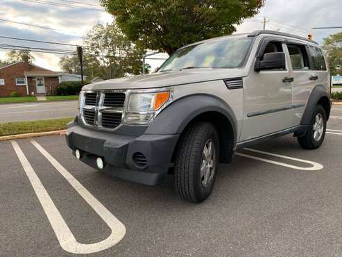 Dodge Nitro SXT - cars & trucks - by owner - vehicle automotive sale for sale in Babylon, NY