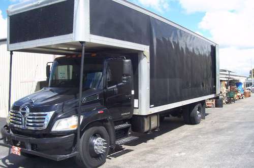 2010 HINO 268 BOX TRUCK MOVING VAN for sale in Sarasota, FL