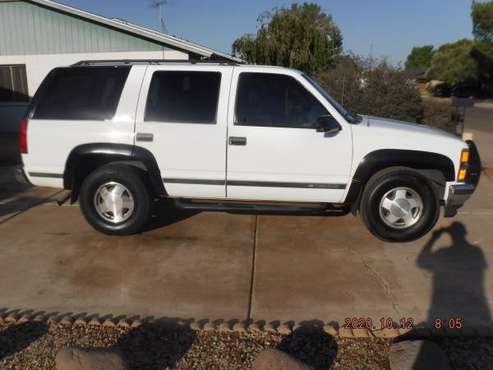 1999 Chevy 4X4 Tahoe (LT) - cars & trucks - by owner - vehicle... for sale in Phoenix, AZ
