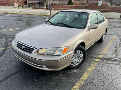 2001 TOYOTA CAMRY - cars & trucks - by dealer - vehicle automotive... for sale in Kenosha, WI
