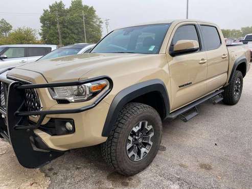 *MUST SEE* 2018 TOYOTA TACOMA TRD 4x4 - cars & trucks - by dealer -... for sale in Norman, KS