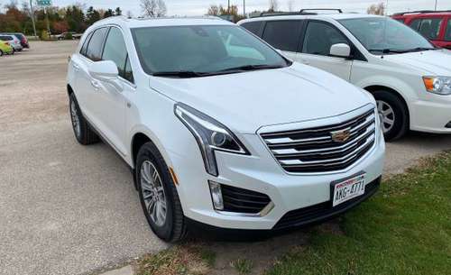 2017 Cadillac XT5 AWD Luxury 18,500 miles - cars & trucks - by owner... for sale in Neenah, WI