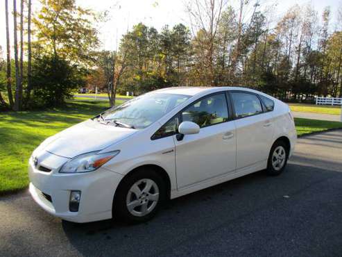 2010 Toyota Prius 3 Hybrid - cars & trucks - by owner - vehicle... for sale in Milton, DE