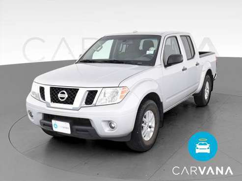 2018 Nissan Frontier Crew Cab SV Pickup 4D 5 ft pickup Silver for sale in Denison, TX