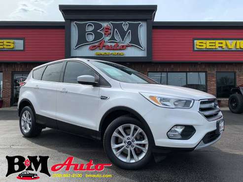 2017 Ford Escape SE 4WD - Low miles! - - by dealer for sale in Oak Forest, IL