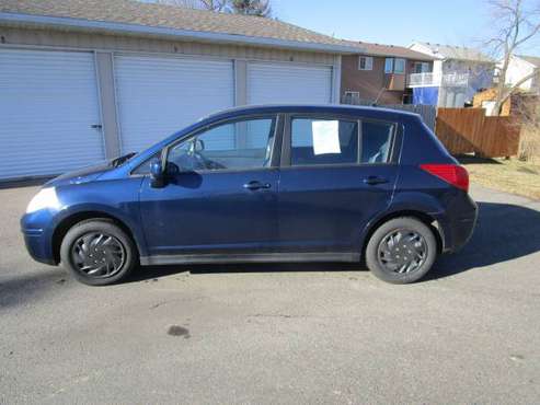 2009 nissan versa 5spd manual 111xxx miles - cars & trucks - by... for sale in Montrose, MN