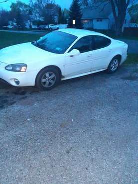 2006 Pontiac grand prix for only 1500 or best offer for sale in Rochester , NY