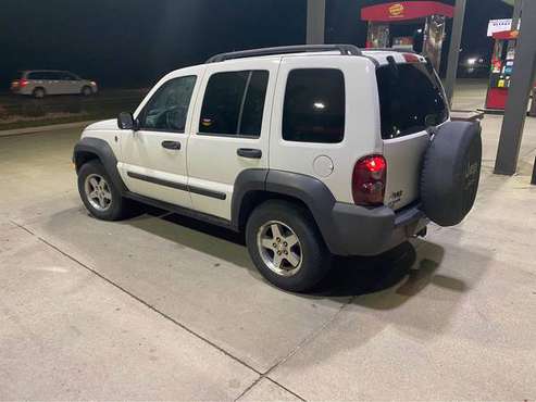 2007 Jeep Liberty Sport Utility 4D - cars & trucks - by owner -... for sale in Dubuque, IA