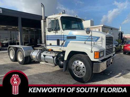 2001 Mack CH613 DAYCAB - cars & trucks - by dealer - vehicle... for sale in Fl. Lauderdale, FL