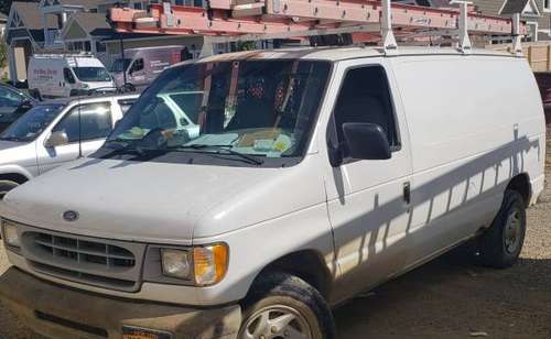 2003 FORD E-250 EXTENDED VAN for sale in Ronkonkoma, NY