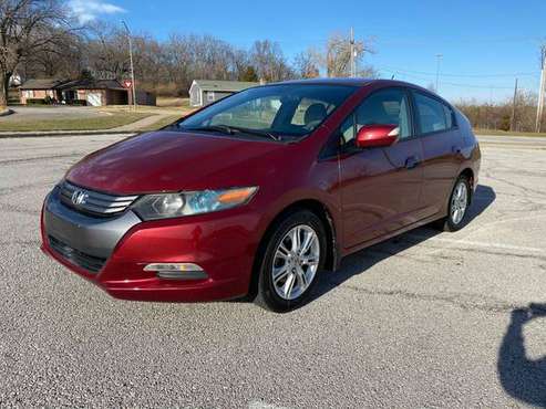 2010 Honda Insight w/ Navigation - AMAZING MPG! - cars & trucks - by... for sale in Kansas City, MO