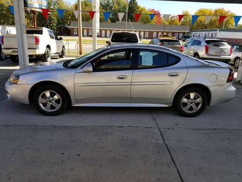 2005 PONTIAC GRAND PRIX EZ FINANCING AVAILABLE for sale in Springfield, IL