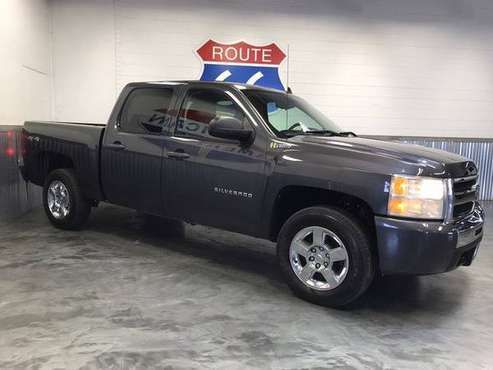 2011 CHEVROLET CREWCAB 4WD!! ONLY 43,000 ORIGINAL MILES! RARE FIND!!!! for sale in Norman, OK