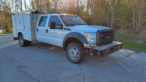 2011 Ford F550 Crew Cab 4x4 Utility Nice Clean HD Work Truck! for sale in Traverse City, MI