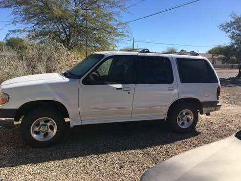 2000 Ford EXPLORER 4X4 (white) - cars & trucks - by owner - vehicle... for sale in Tucson, AZ