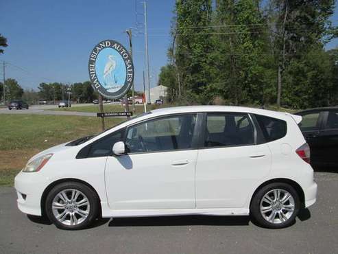 2011 Honda Fit Sport Must See - - by dealer - vehicle for sale in Charleston, SC