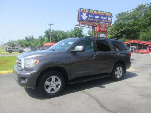 2011 TOYOTA SEQUOIA SR-5 SMOKE GRAY ON DOVE GRAY 1-OWNER LOCAL 142k for sale in Little Rock, AR