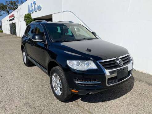 2010 Volkswagen Touareg VR6 FSI AWD 4dr SUV - - by for sale in Santa Ana, CA