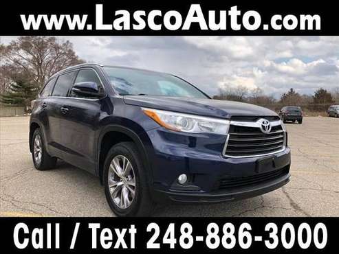 2015 Toyota Highlander XLE - SUV - - by dealer for sale in Waterford, MI