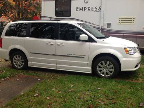 Handicap Van, 2013 Chrysler T&C Braun CompanionVan - cars & trucks -... for sale in Akeley, MN