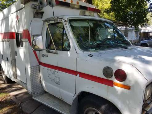 1990 Ford E350 ambulance - cars & trucks - by owner - vehicle... for sale in Warren, MI