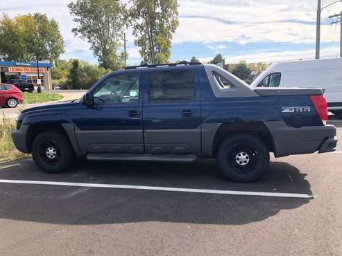 2002 Chevy Avalanche Z66 for sale in New Baltimore, MI