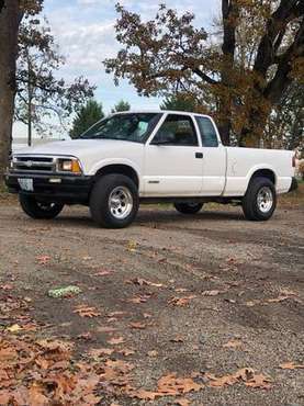 1996 Chevy S10 for sale in Crawfordsville, OR