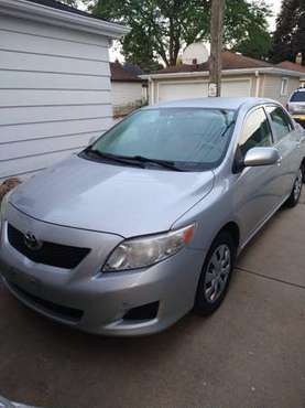 2010 Toyota Corolla LE - cars & trucks - by owner - vehicle... for sale in milwaukee, WI