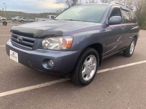 2006 Toyota Highlander limited seats 8 clean AZ truck 109k for sale in Duluth, MN