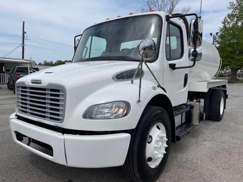 2014 Freightliner M2, 2500 gallon septic vacuum truck for sale for sale in Red Oak, GA