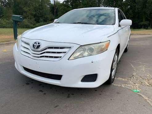 2011 toyota camry for sale in Horn Lake, TN