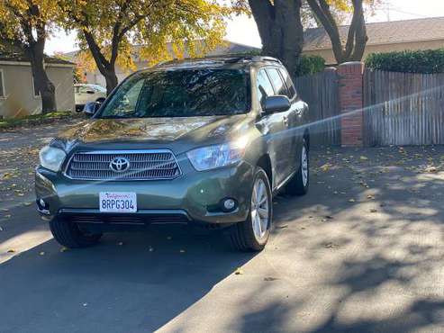 *CLEAN TITLE*2008 Toyota Highlander - cars & trucks - by owner -... for sale in Fortuna, CA